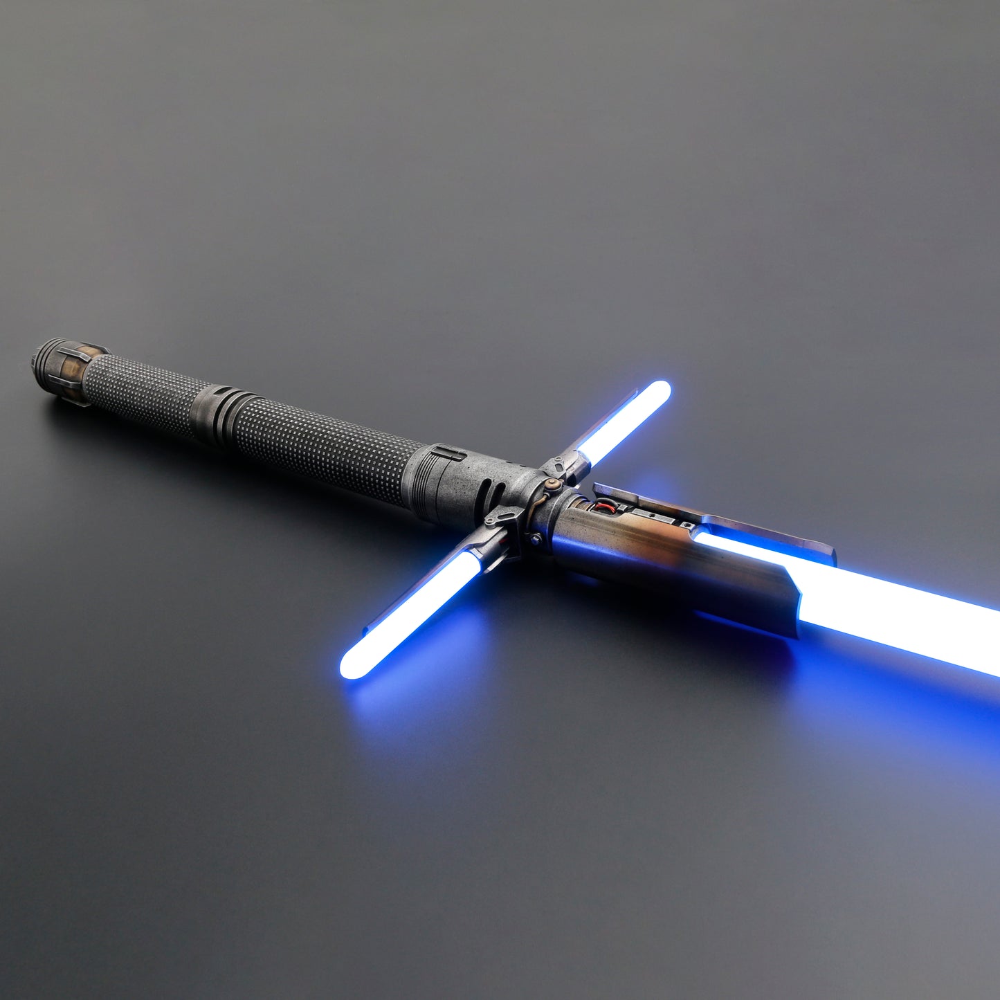 Survivor Crossguard Weathered Saber