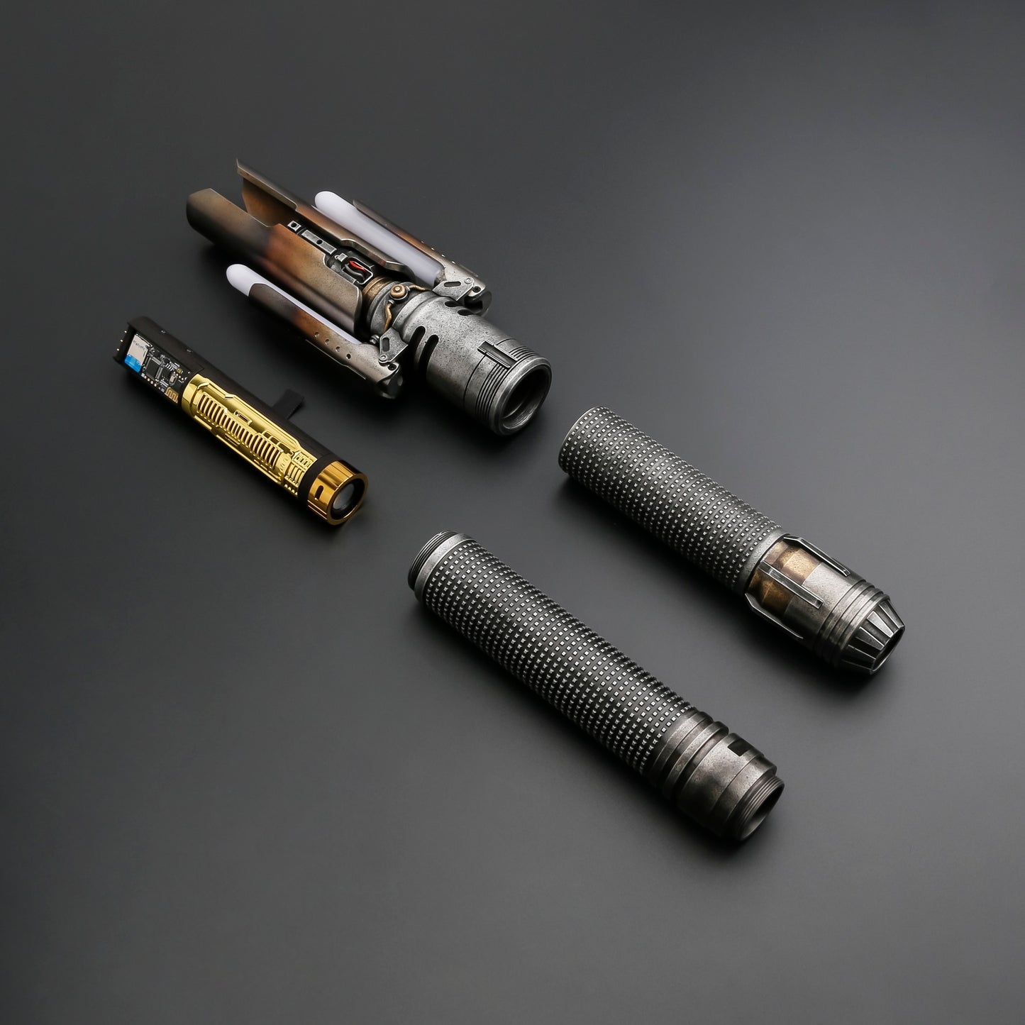 Survivor Crossguard Weathered Saber