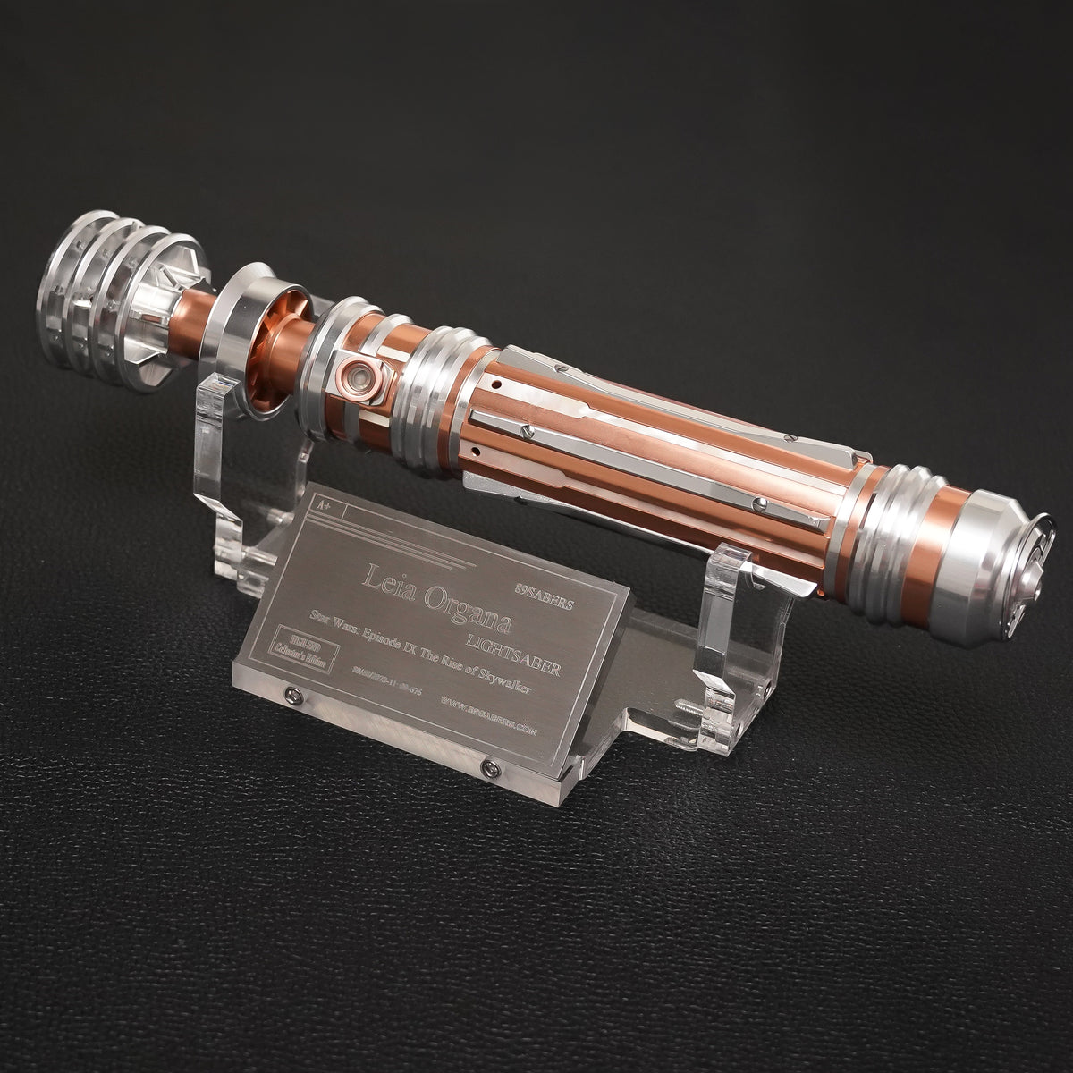 LO Deluxe Saber