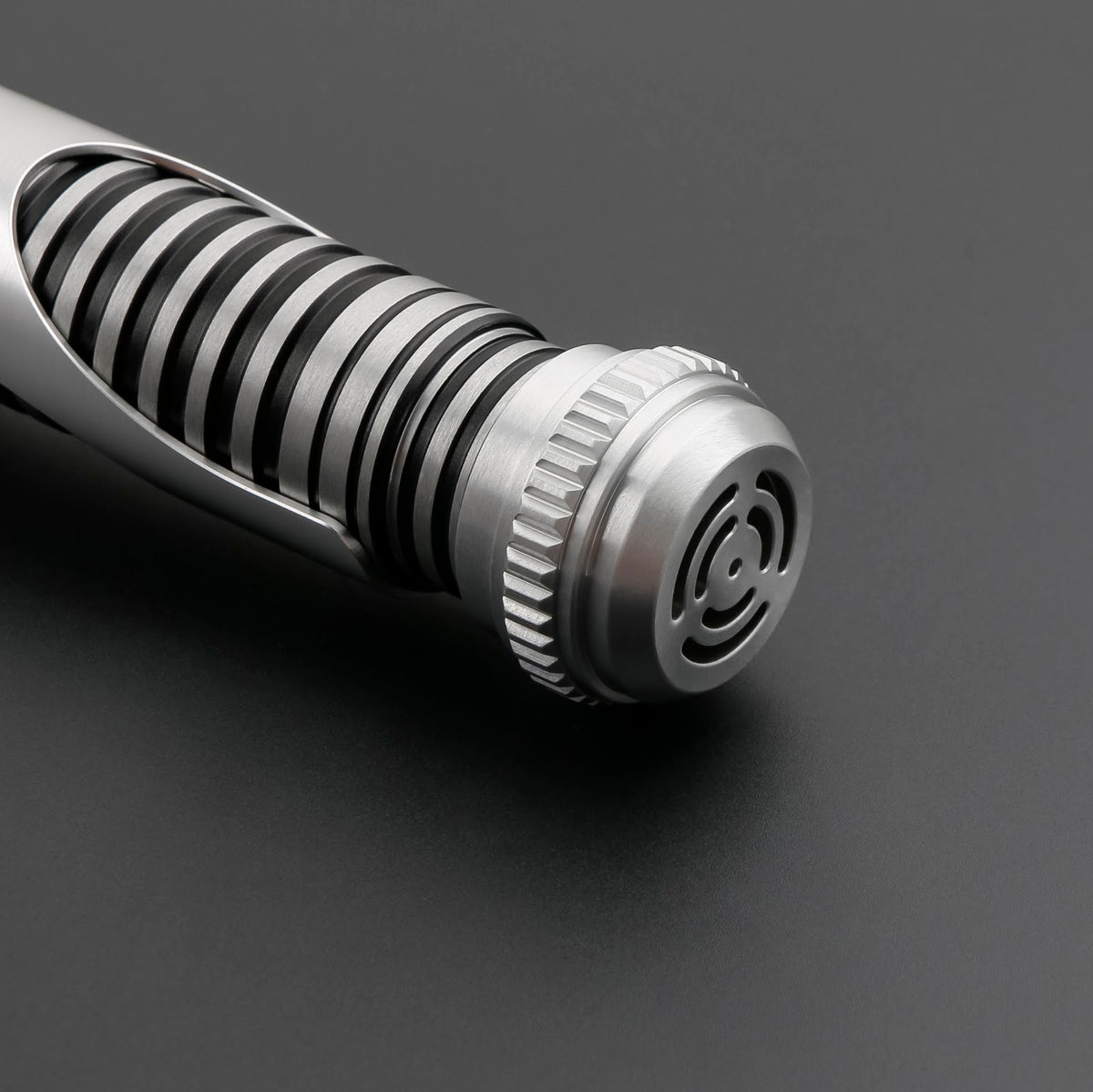 Throne Saber