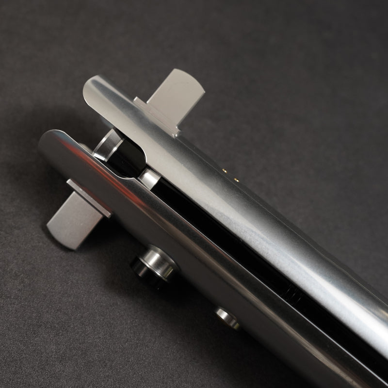 AT Snips Elite Sabers