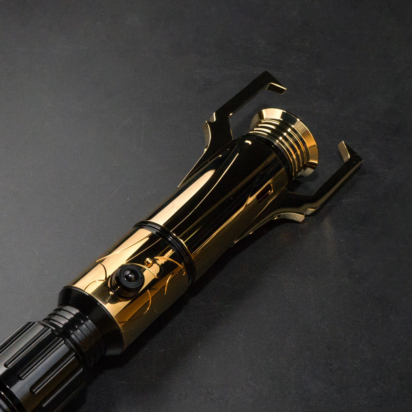 Taro Elite Saber