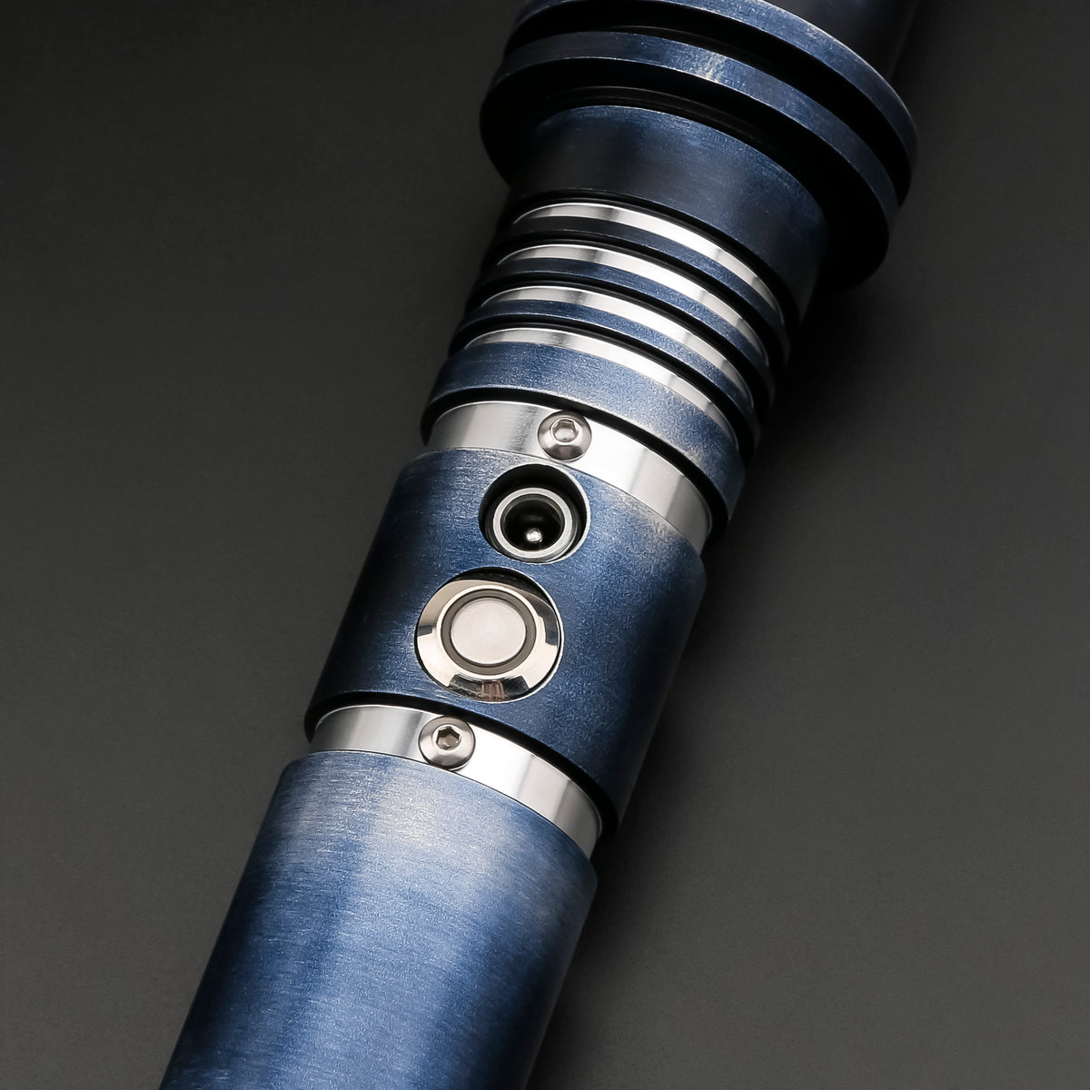 Essence Saber