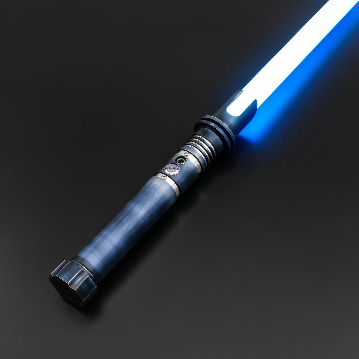 Essence Saber
