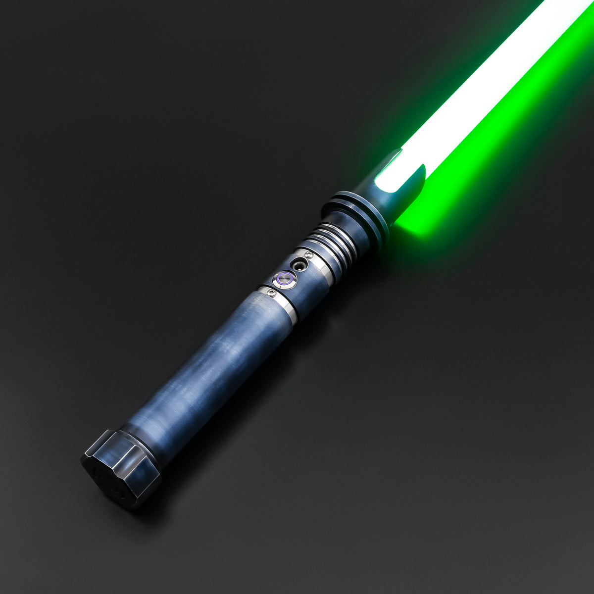 Essence Saber