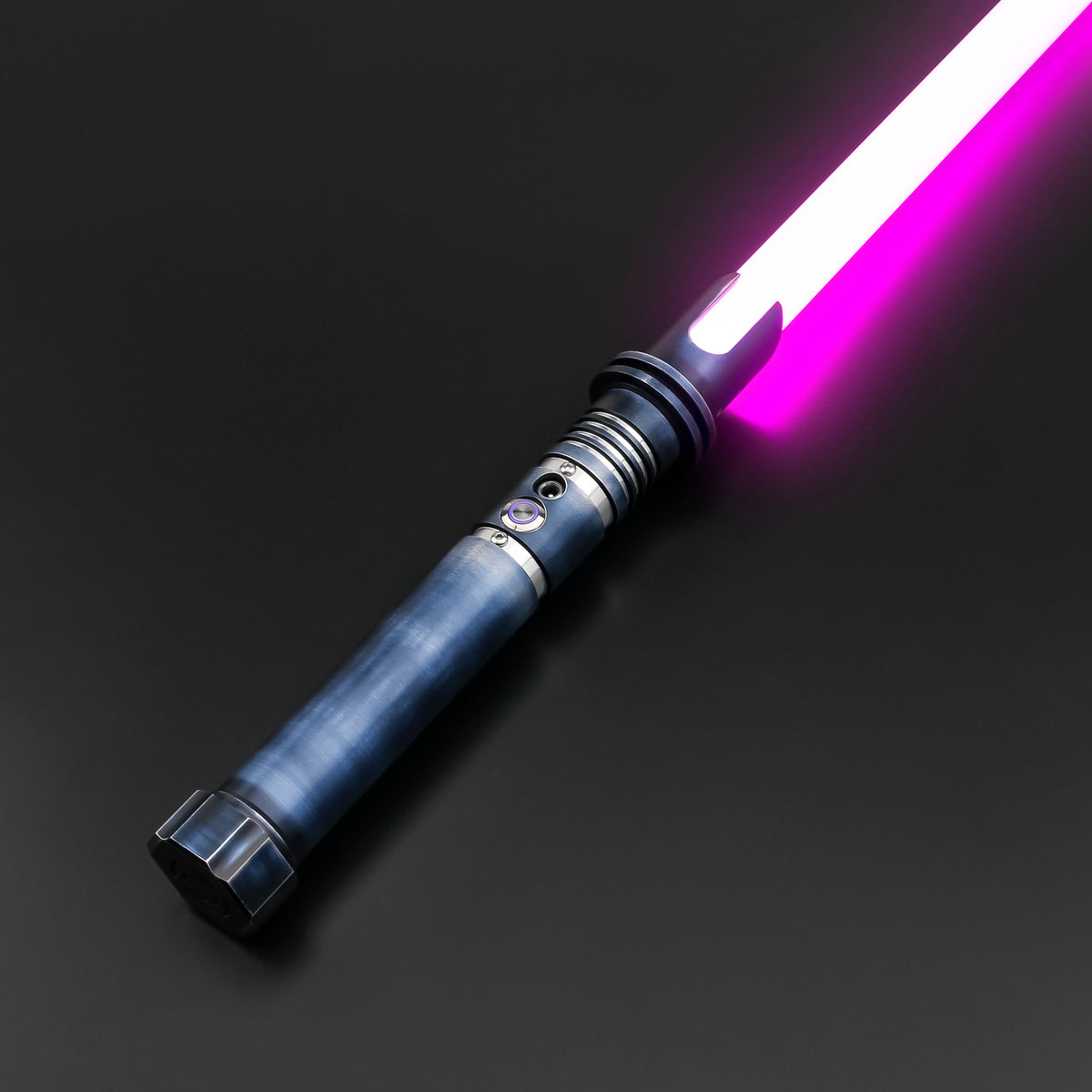Essence Saber
