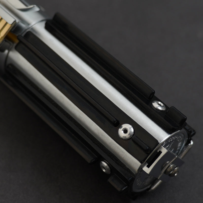Graflex Elite Saber